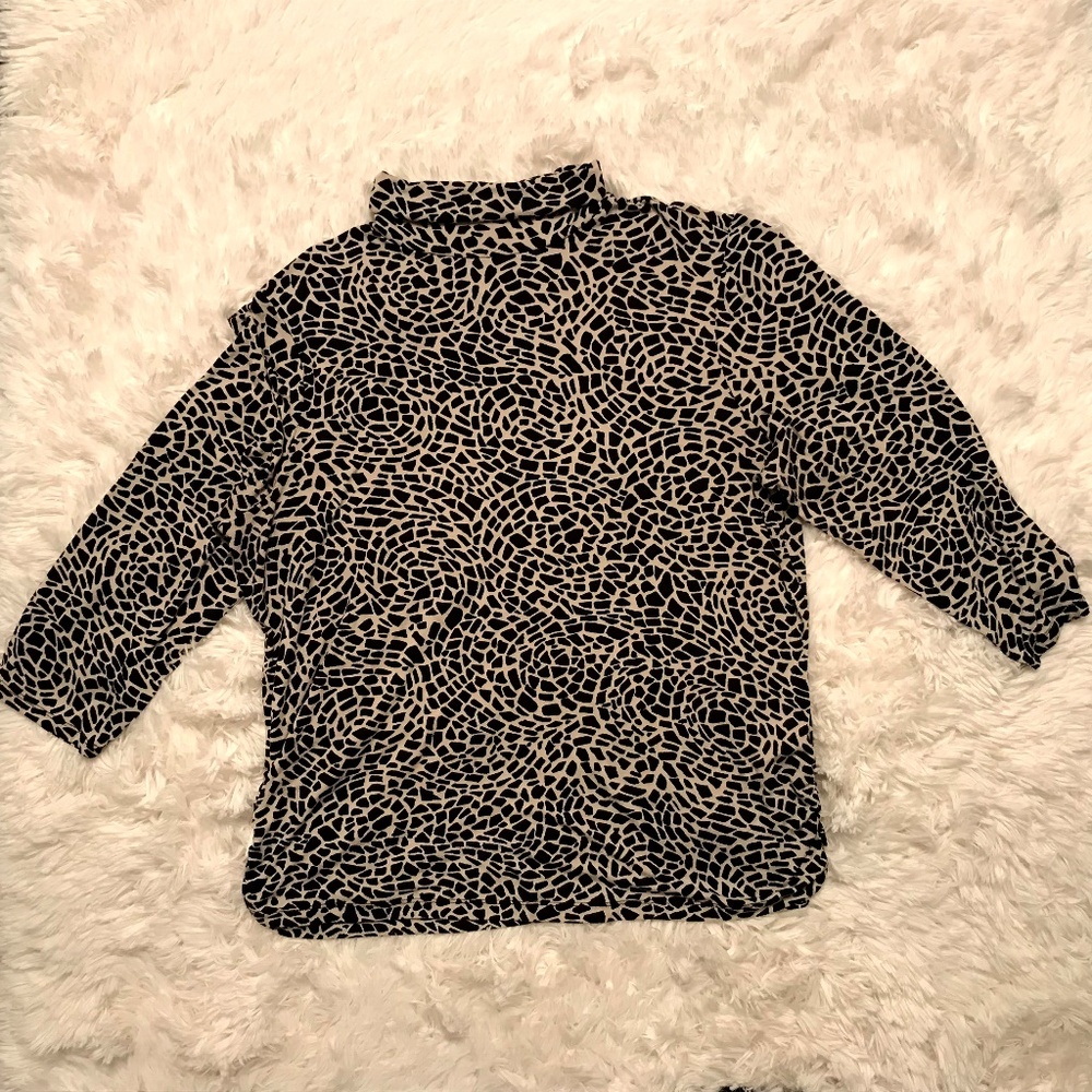 Chico's Size 2 Black and Cream